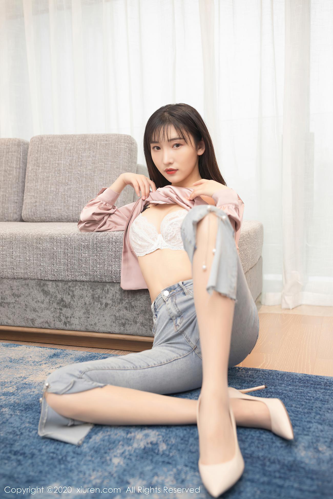 XIUREN秀人网 - XiuRen 美女模特 - model写真第No.2955期陆萱萱|柠檬皮