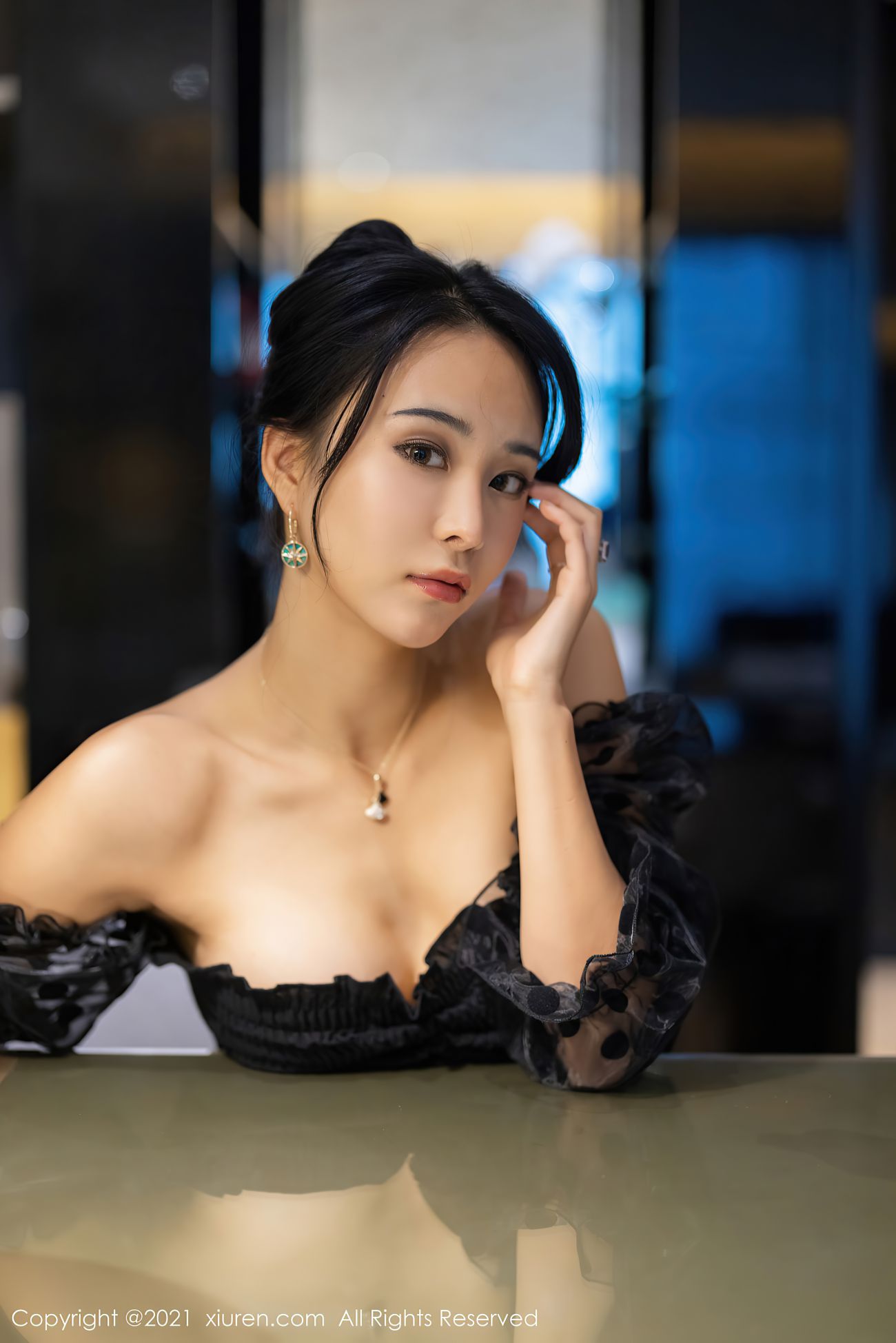 View - XIUREN秀人网 - XiuRen 美媛馆美女模特 - model写真第No.3482期蓝夏Akasha|柠檬皮