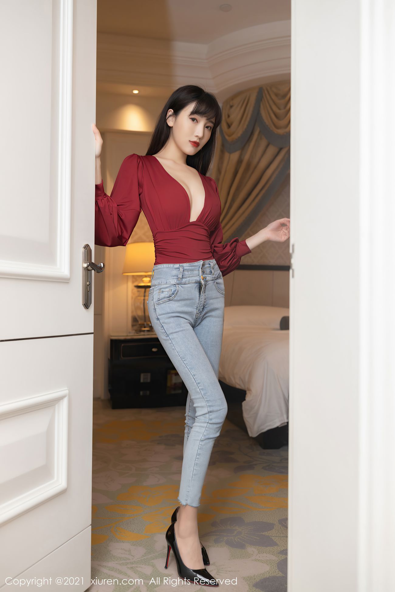 View - XIUREN秀人网 - XiuRen 美媛馆美女模特 - model写真第No.3505期陆萱萱|柠檬皮